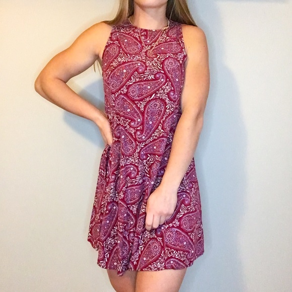 Old Navy Dresses & Skirts - Old Navy Deep Red Paisley Dress, XS